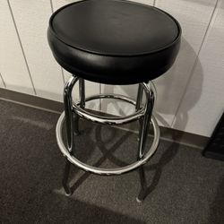 Bar stool - top spins 29”