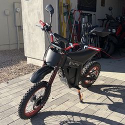 Tuttio Electric Bike 