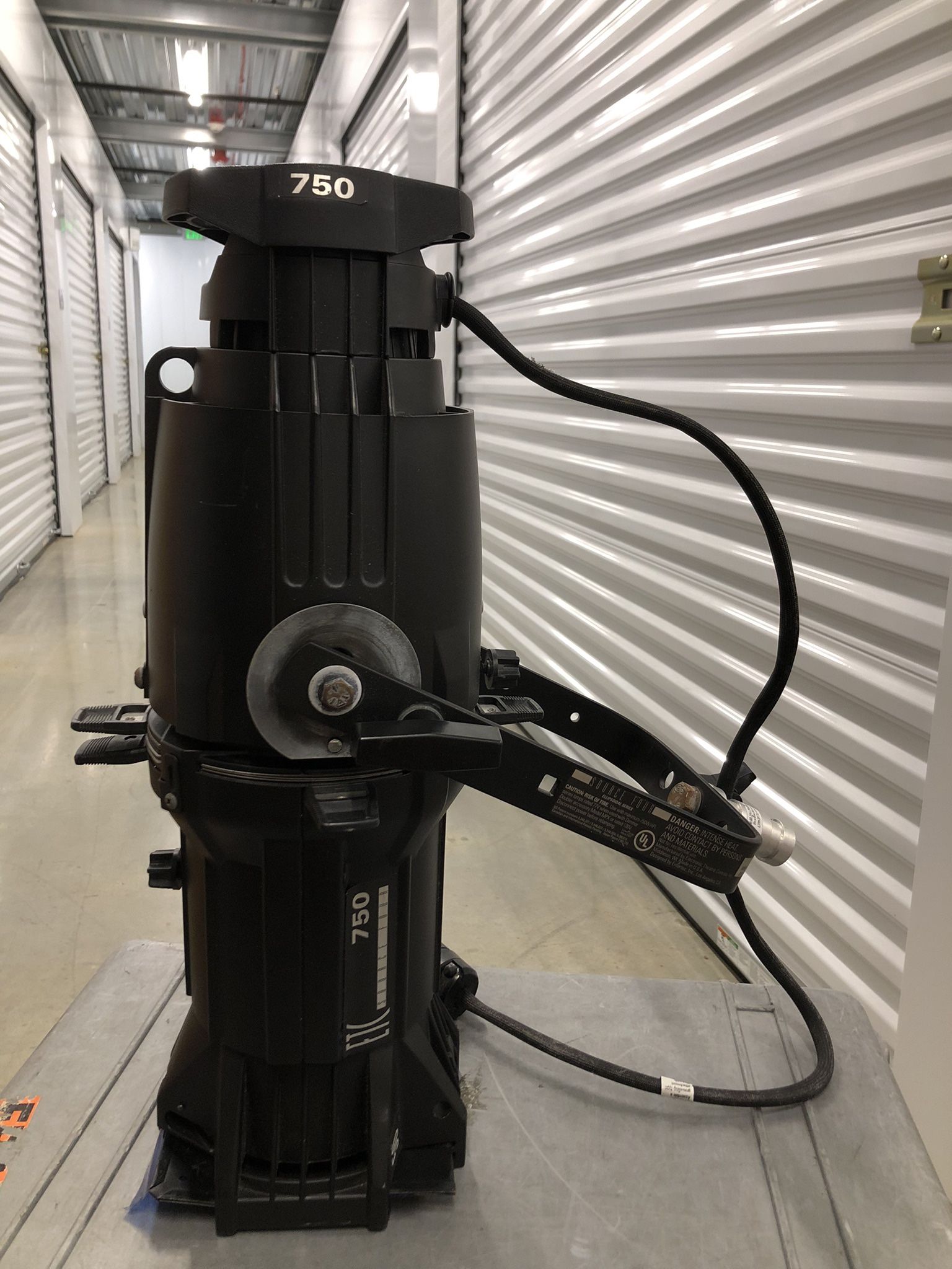 Source 4 Elipsoidal Spot Light