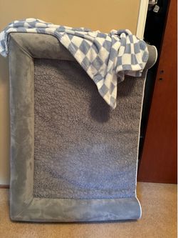 New Large 42x30 dog bed