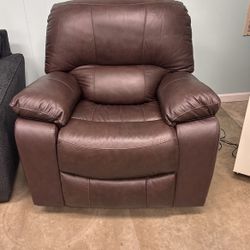 Leesworth Power Rocker Recliner