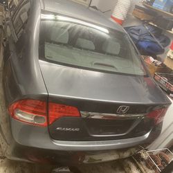 Clean Tittle Honda Civic 2009 