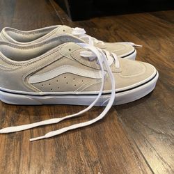 Vans Shoes M9