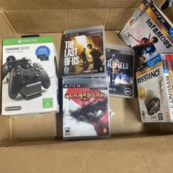 Video Games Plus Remote Charger 