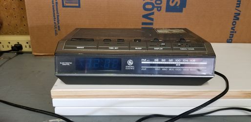 Am/FM radio
