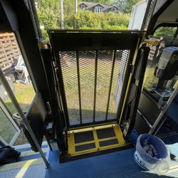 Wheel Chair Lift 