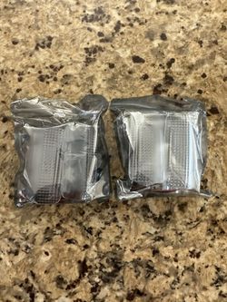 2018 Lexus GS350 OEM Door Sill Lights