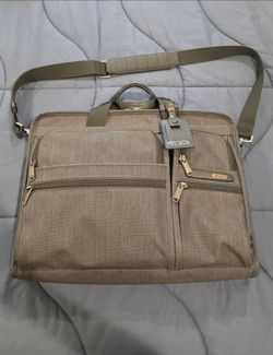 Tumi