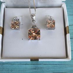 Beautiful Sterling Silver .925 Sparkling Citrine Cz Necklace/Earring Set-On 19” Italy Chain