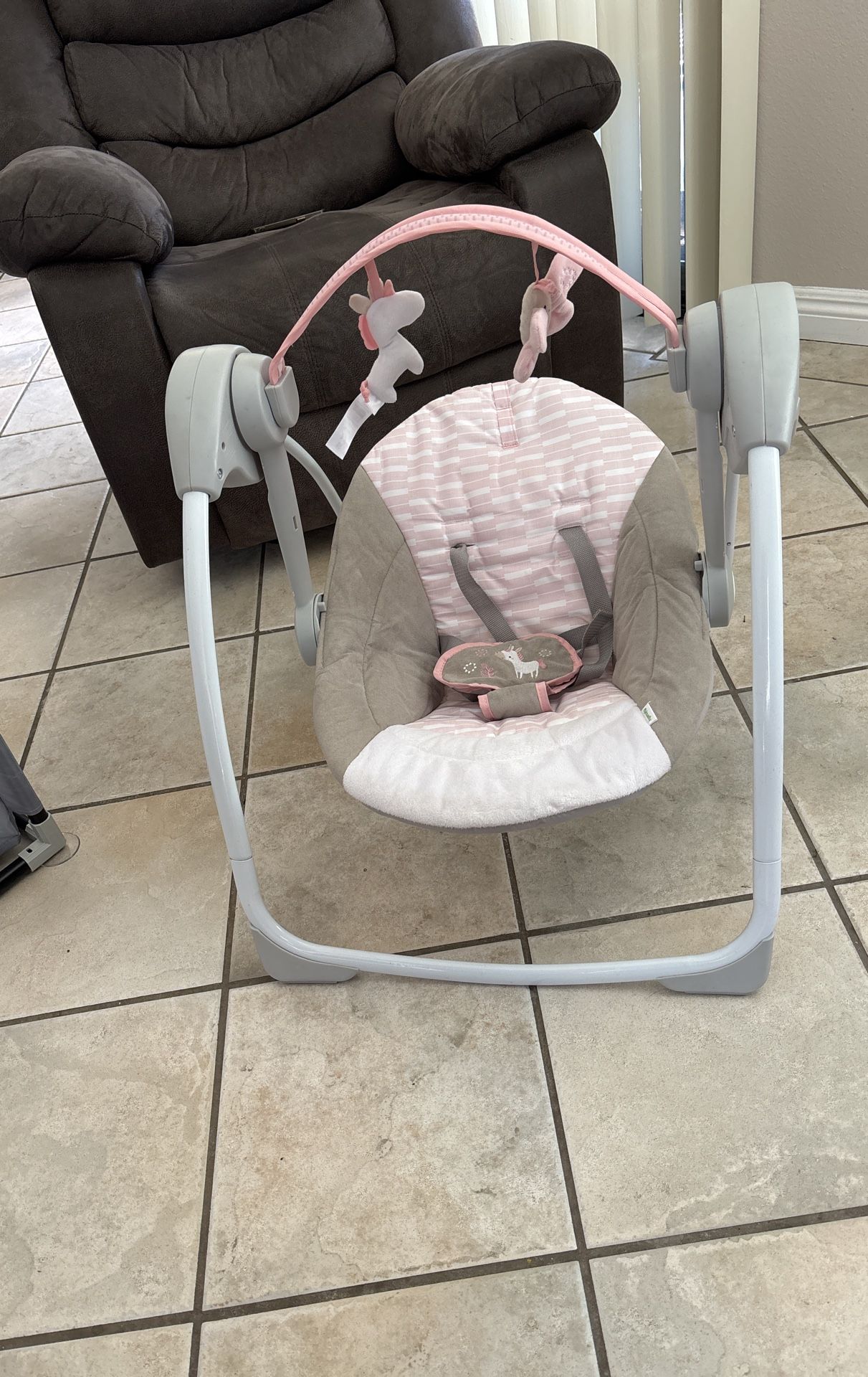 Ingenuity Comfort 2 Go Portable Baby Swing With Music