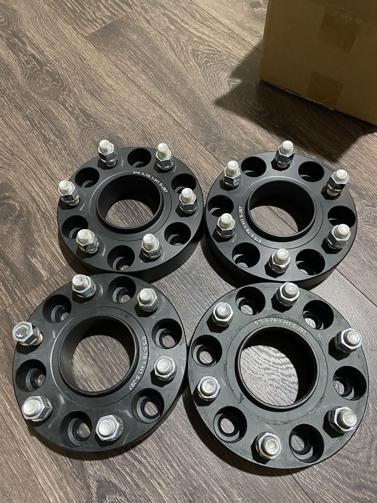 Dynofit 1.5 inch 6x5.5 Wheel Spacers for Chevy Silverado GMC