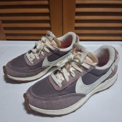Nike Waffle Debut Women's Sneaker * Size: 7
