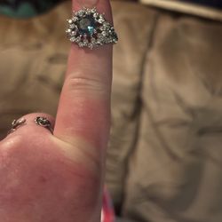 Ladies ring