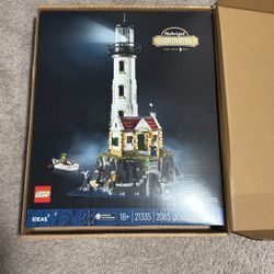 LEGO 21335 Motorized Lighthouse, 2065 Pieces NEW