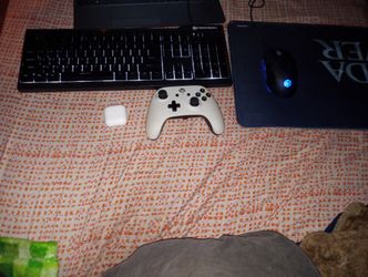 CYBERPOWER RGB Keyboard and Cyberpower Rgb Mouse, Earbud and a Xbox controller