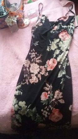 Sexy long flowery dress perfect for summer