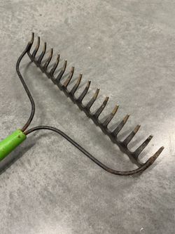 Ames 16-Tine Heavy Duty Bow Rake - Fiberglass Handle
