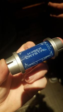 Blue Kyber Crystal and case