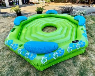 Colman party island inflatable