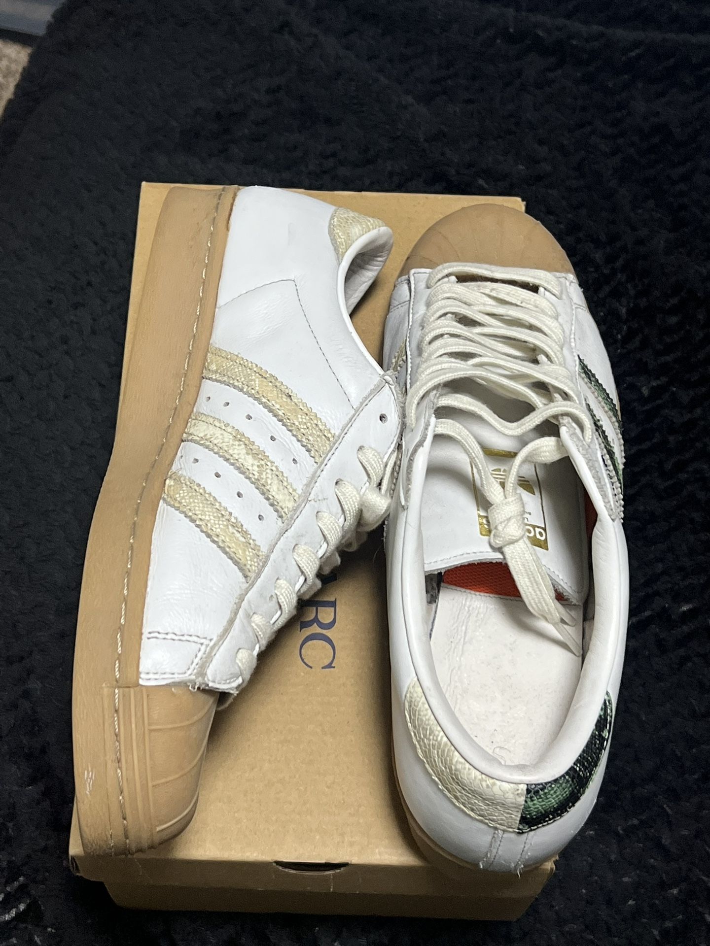 Adidas Superstar