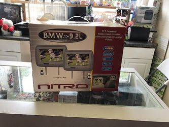 Headrest wide screen monitors