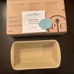 The Pampered Chef Stoneware Loaf Pan