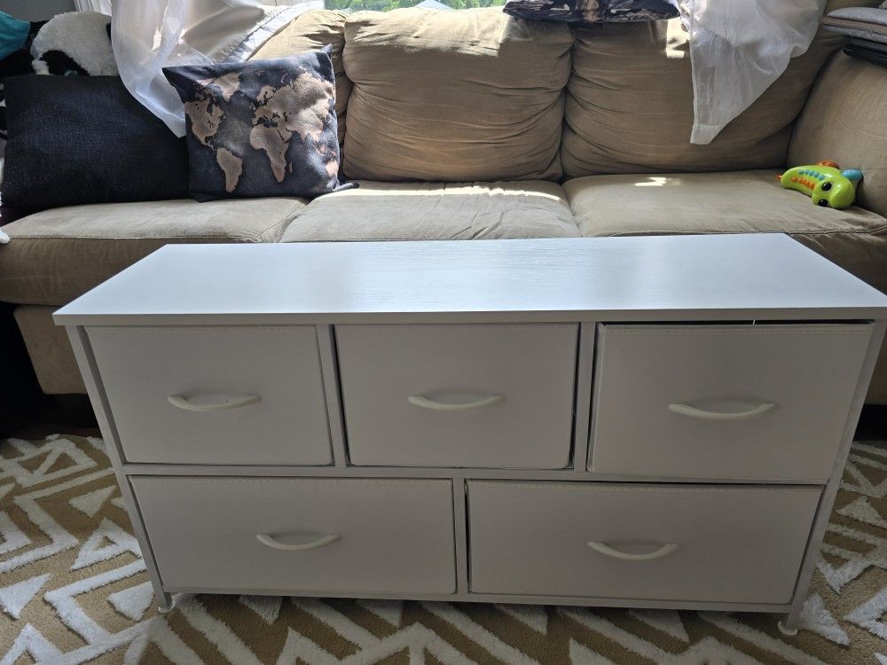 Child Dresser