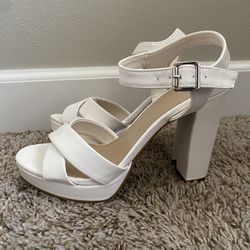 White heels size 6.5