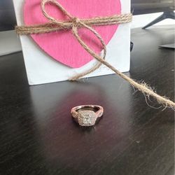 Princess cut diamond ring