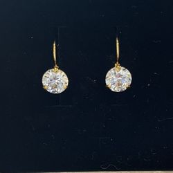 18k gold, moissanite earrings