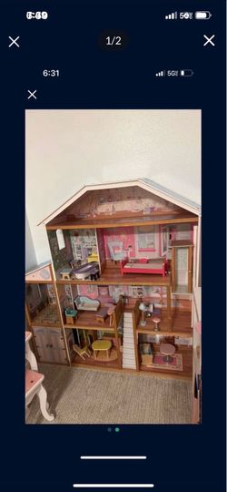 wood doll house & kitchen