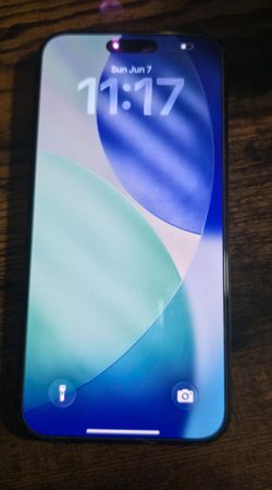 Like new unlocked iPhone 15 pro max 512gb