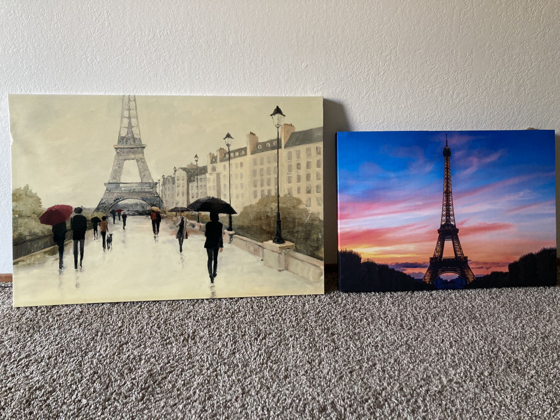 2 Eiffel Tower Frames