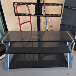 Glass TV stand up to 65in TV