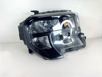 2025 - 2026 FORD MAVERICK BLACK RH PASSENGER SIDE HEADLIGHT OEM