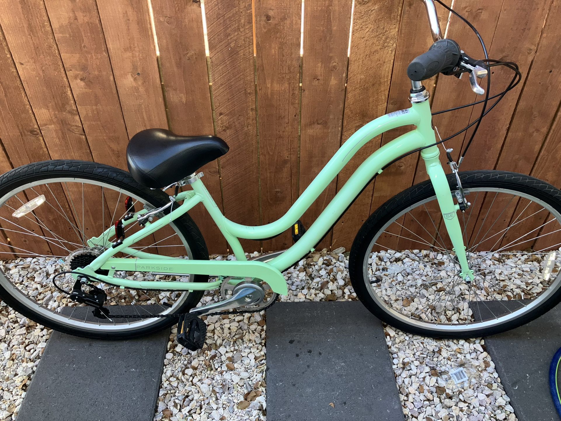 Huffy 26” Cranbrook Cruiser Bike – Mint Green – Comfortable Ride SEND OFFERS!!