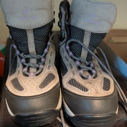 Women's Hiking Shoes 8.5 Barely Used