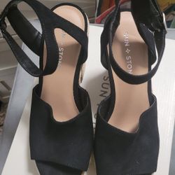 Black Suede Heel Sandals