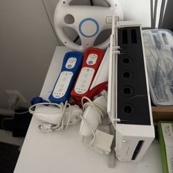 Nintendo Wii  console, games, and accessories