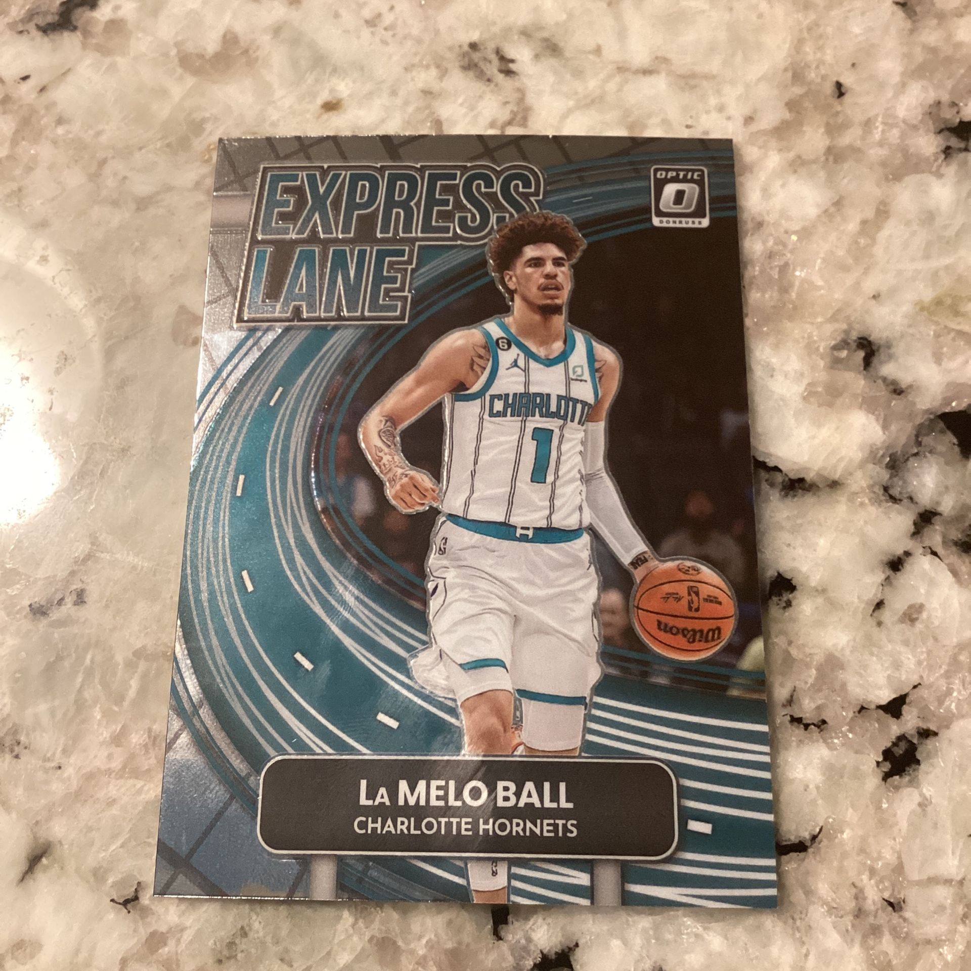 LaMelo Ball Basketball Card No.11