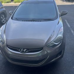 2012 Hyundai Elantra