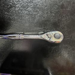 Brand new husky 3/8 in 72 Tooth Ratchet