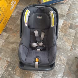 Chico Keyfit 35 Infant Car Seat And Base