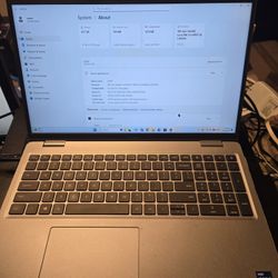 Dell Latitude 5520  Touch Screen 16GB 512GB SSD 15.6IN