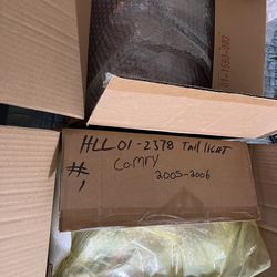 Toyota Camry headlights for 2005-2006