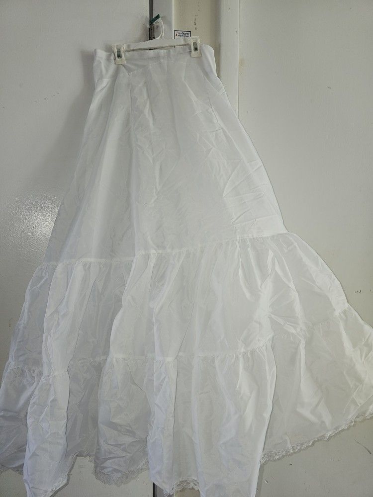 Sz 14 David's Bridal Wedding Dress Slip