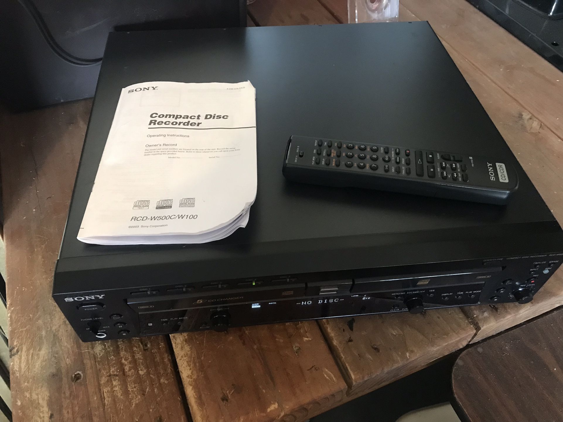 Sony RCD-W500C Disc Player-Recorder