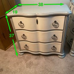 Oversized 3 Drawer Dresser