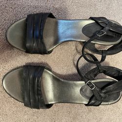 kenneth cole reaction black heel sandals - 7.5