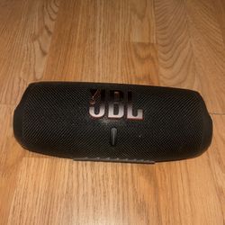 JBL CHARGE 5 